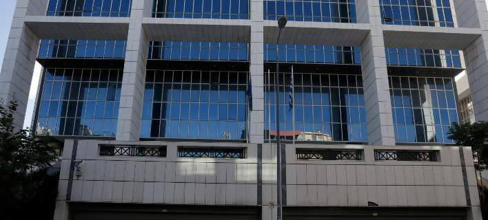 Eισβολή αντιεξουσιαστών στο Εφετείο